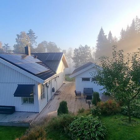 Family Friendly Villa With Sauna In The Nature Borås Eksteriør bilde