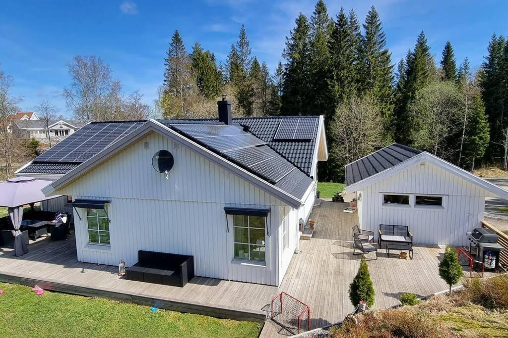 Family Friendly Villa With Sauna In The Nature Borås Eksteriør bilde